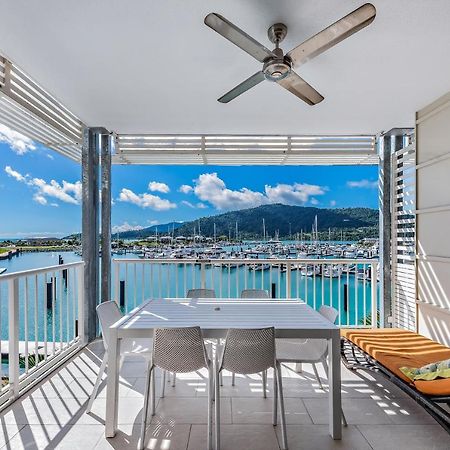 Апартаменты Seas The Day At The Marina Эйрли-Бич Экстерьер фото