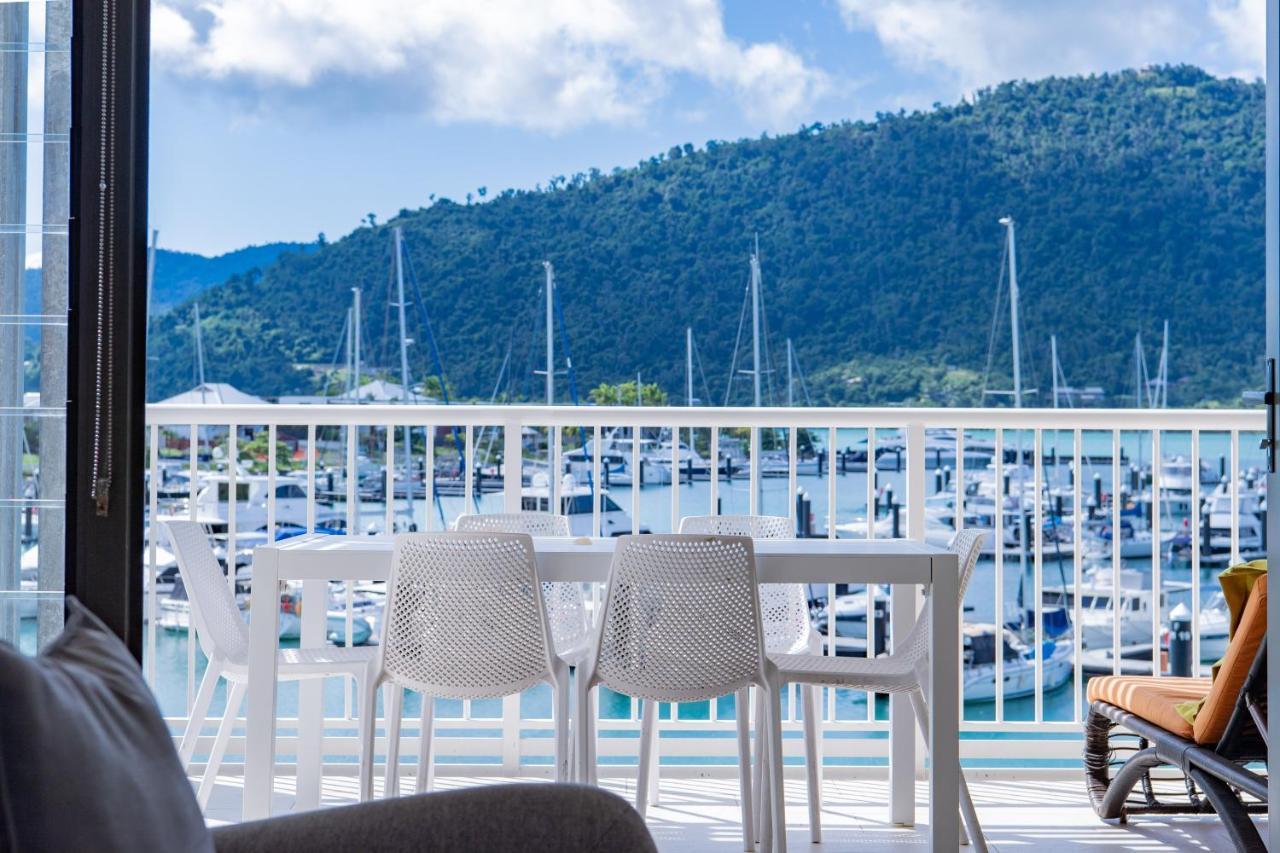 Апартаменты Seas The Day At The Marina Эйрли-Бич Экстерьер фото